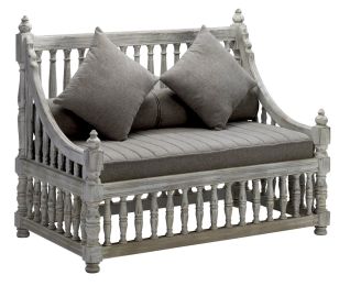 Ariana Loveseat
